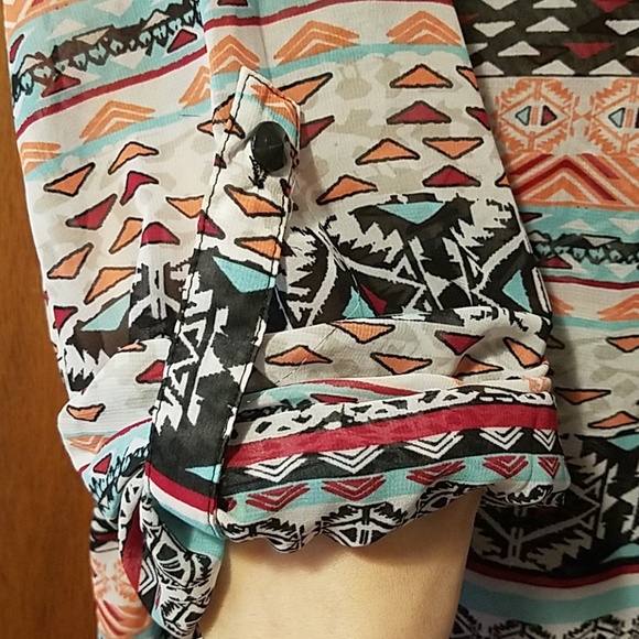 Southwest Tunic w Roll Up Button Sleeves - Picture 2 of 5